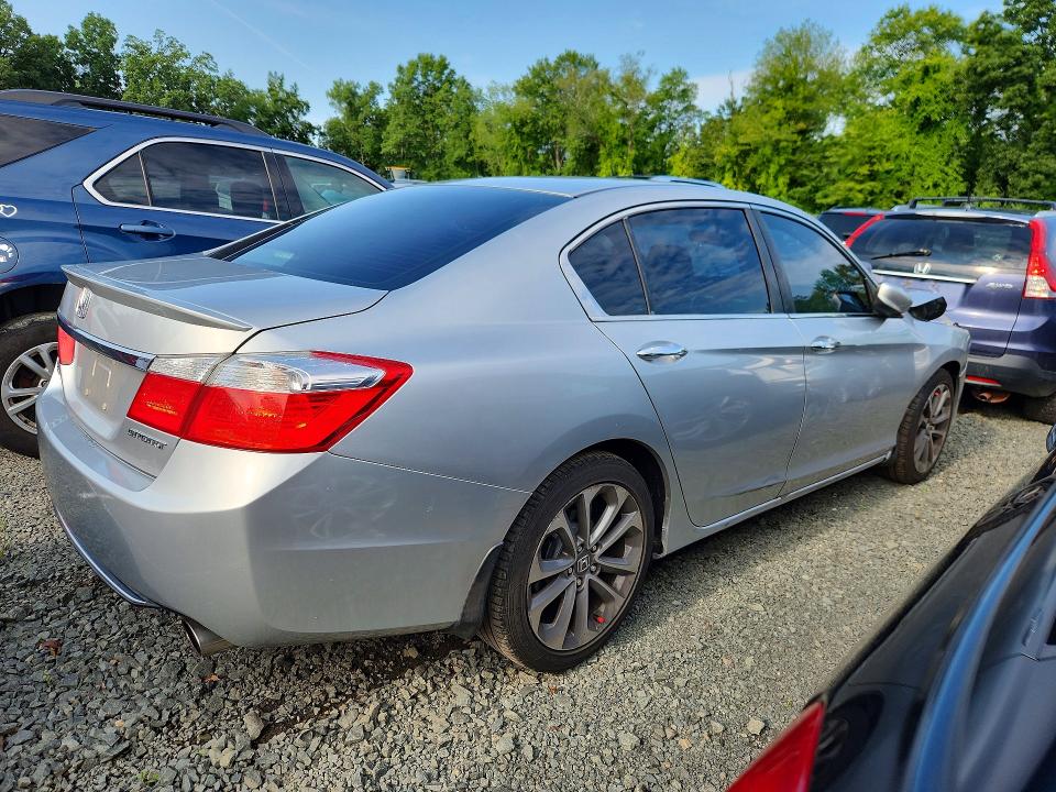Photo 3 from auction – 2014 HONDA ACCORD with VIN 1HGCR2F5XEA043460
