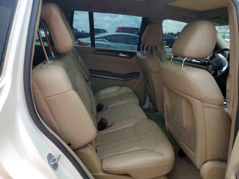 Photo 11 from auction – 2014 MERCEDES-BENZ GL with VIN 4JGDF7CE4EA440462