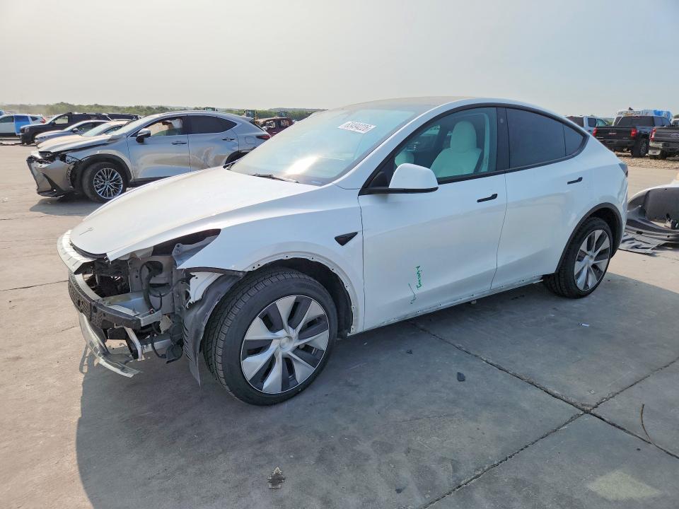 TESLA MODEL Y 2023 with VIN 7SAYGDEEXPF780999 - Photo from auction