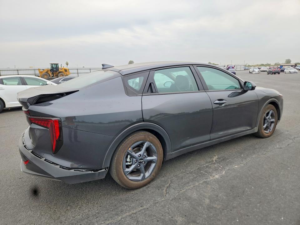Photo 3 from auction – 2026 KIA K4 with VIN 3KPFT4DE7TE305182