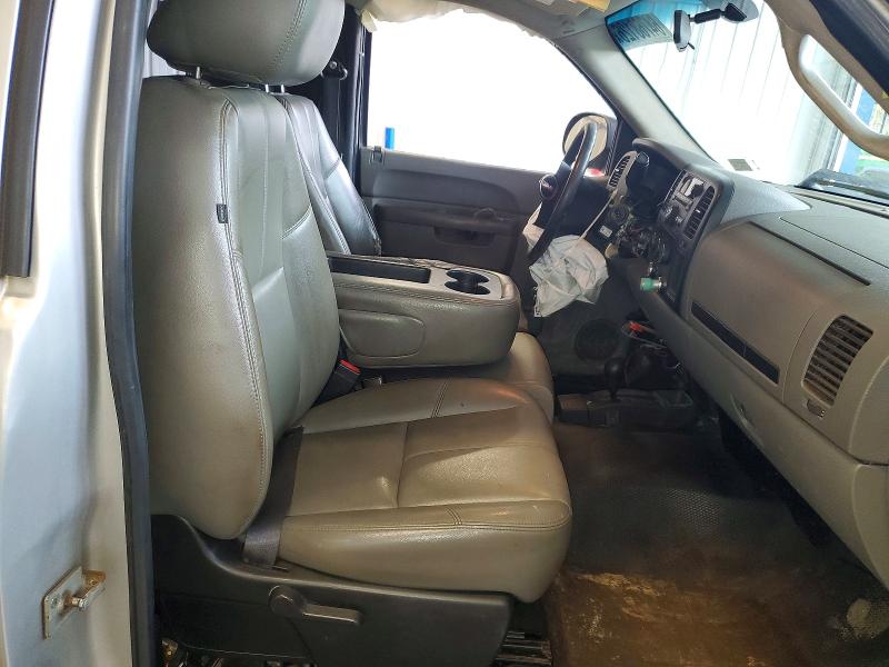Photo 10 from auction – 2011 GMC SIERRA with VIN 1GTN2TE04BZ111174