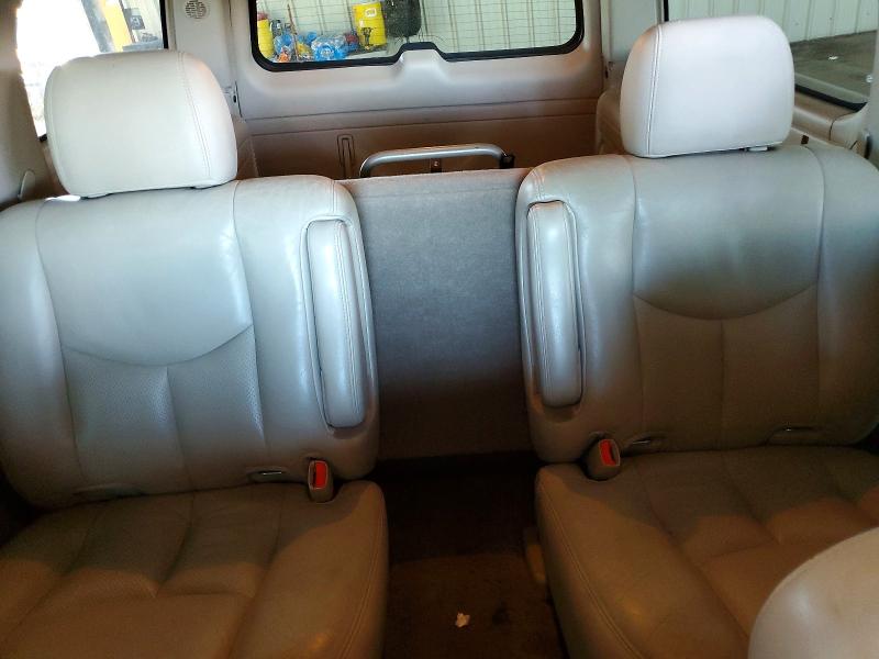 Photo 10 from auction – 2005 CADILLAC ESCALADE with VIN 3GYFK66N45G182454