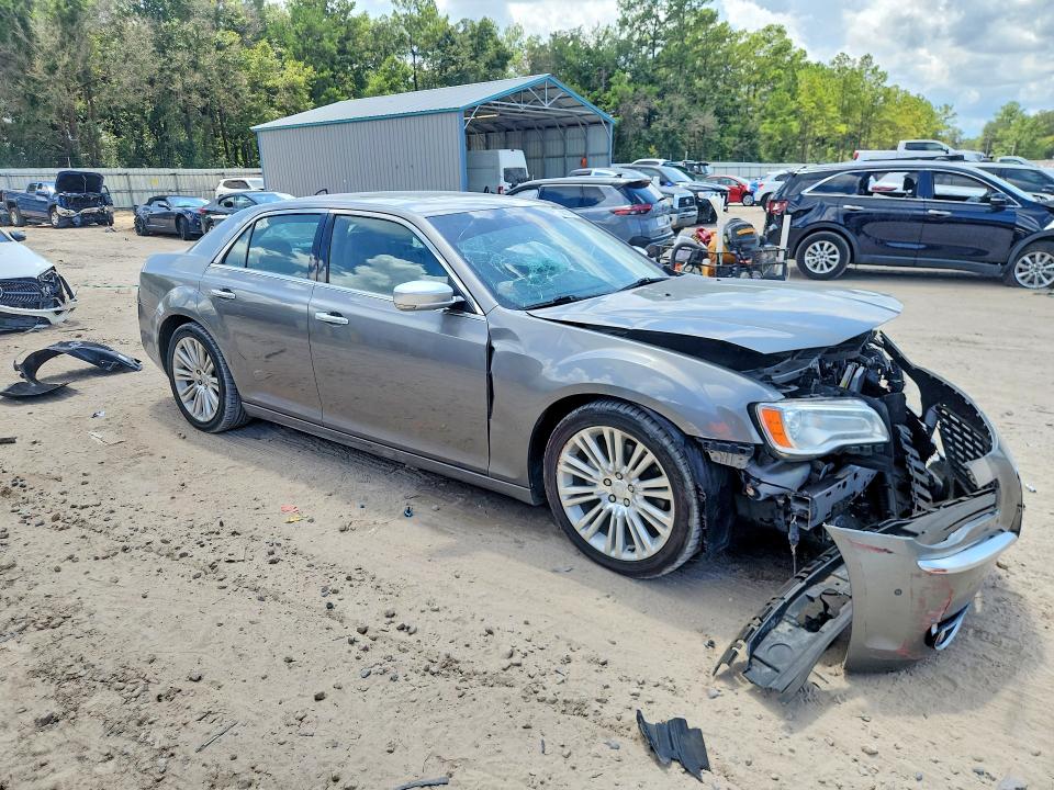 Photo 4 from auction – 2012 CHRYSLER 300C with VIN 2C3CCAPTXCH234676