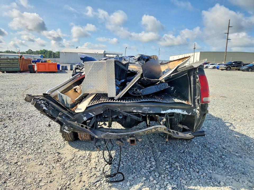 Photo 6 from auction – 2003 FORD F350 with VIN 1FTWW33F93EA76009