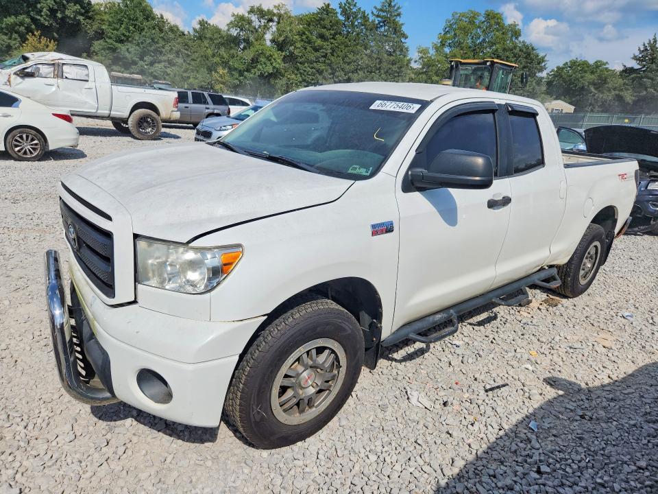 TOYOTA TUNDRA 2012 with VIN 5TFUY5F18CX265316 - Photo from auction
