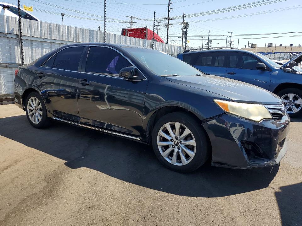 Photo 4 from auction – 2014 TOYOTA CAMRY with VIN 4T1BF1FK9EU305661