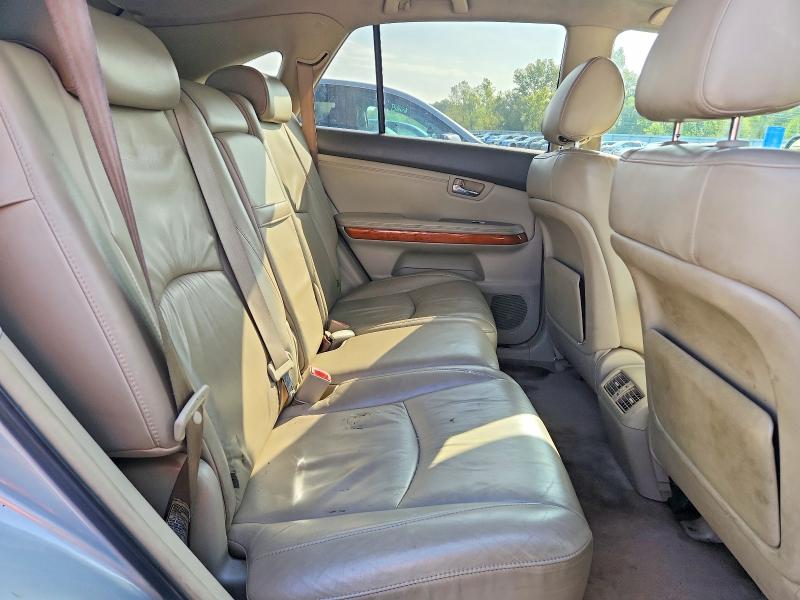 Photo 11 from auction – 2004 LEXUS RX with VIN 2T2HA31U44C019323