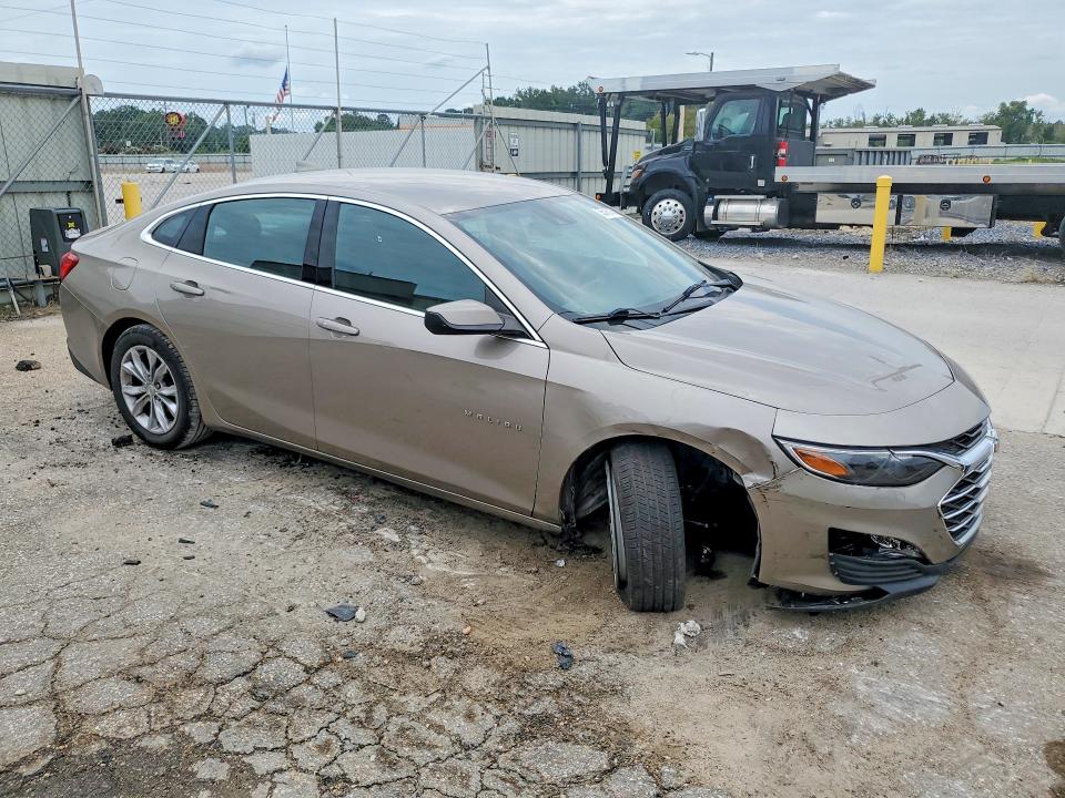 Photo 4 from auction – 2023 CHEVROLET MALIBU with VIN 1G1ZD5ST0PF210534