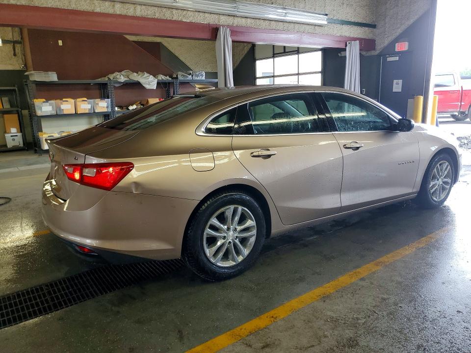 Photo 3 from auction – 2018 CHEVROLET MALIBU with VIN 1G1ZD5ST8JF228805