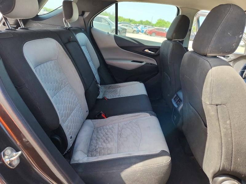 Photo 11 from auction – 2018 CHEVROLET EQUINOX with VIN 2GNAXHEV5J6145800