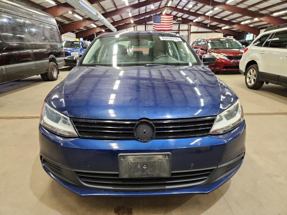 Photo 5 from auction – 2014 VOLKSWAGEN JETTA with VIN 3VW2K7AJXEM431935