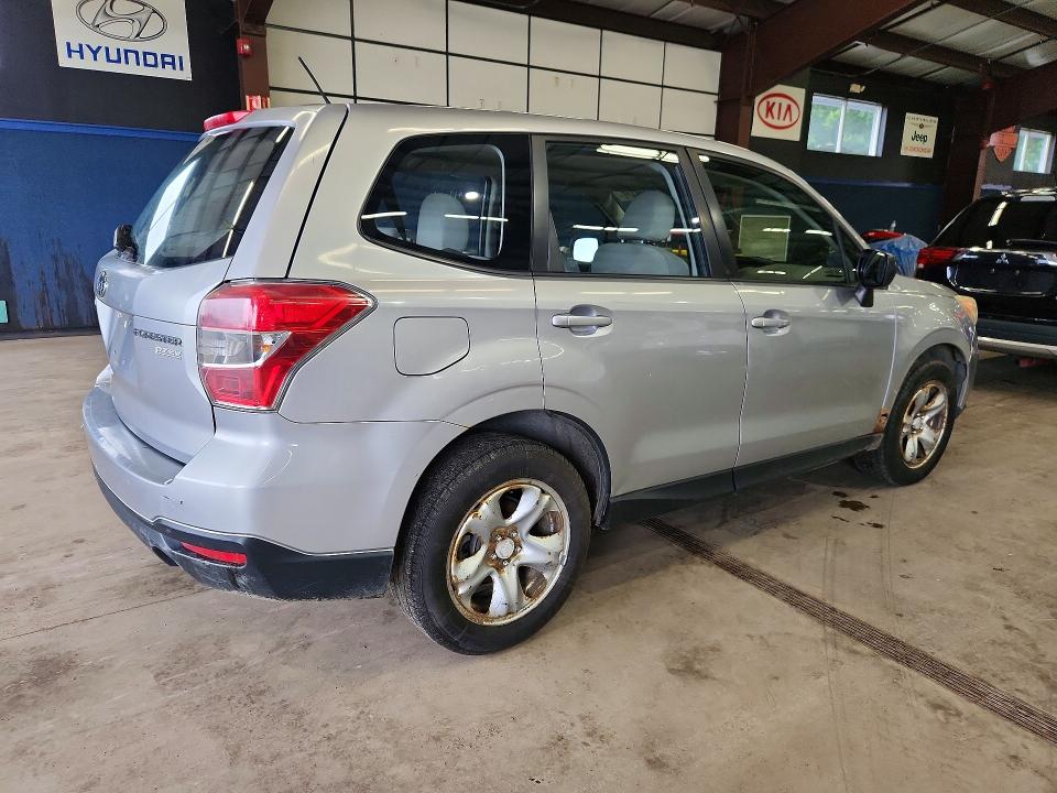 Photo 3 from auction – 2014 SUBARU FORESTER with VIN JF2SJAACXEG411183
