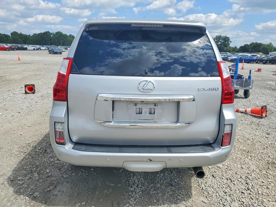 Photo 6 from auction – 2011 LEXUS GX with VIN JTJBM7FX8B5030795