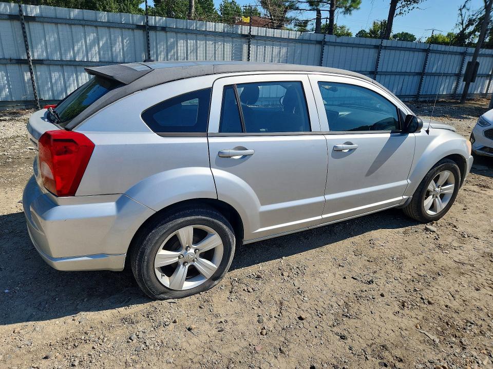 Photo 3 from auction – 2011 DODGE CALIBER with VIN 1B3CB3HA6BD239684