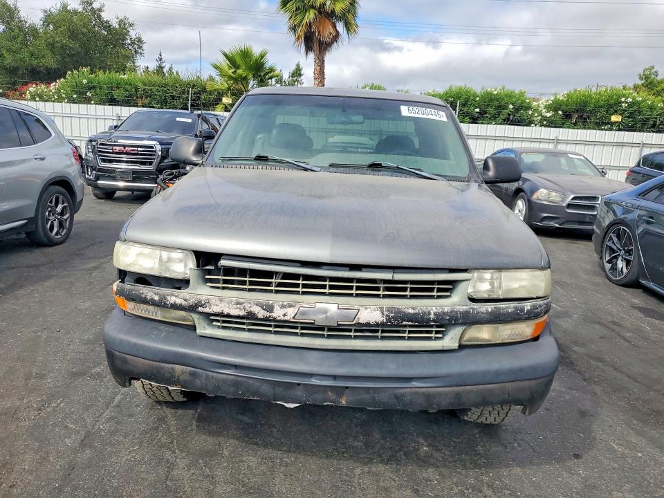 Photo 5 from auction – 2001 CHEVROLET SILVERADO with VIN 2GCEC19W611303185
