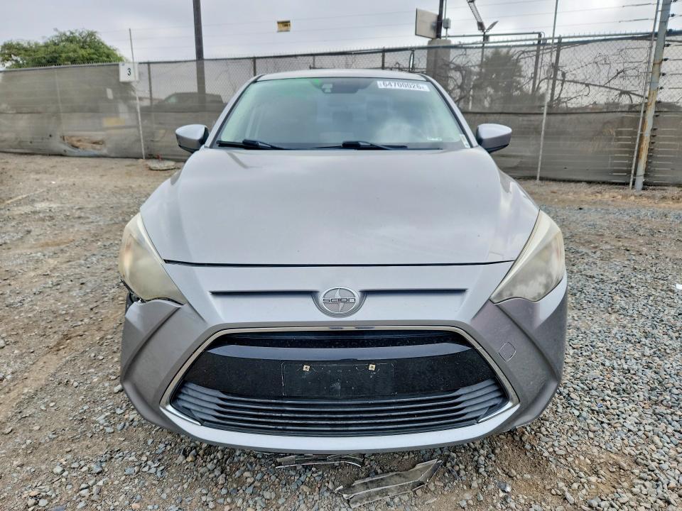 Photo 5 from auction – 2016 SCION IA with VIN 3MYDLBZV9GY125924