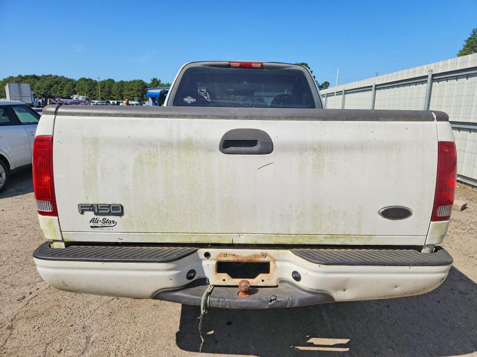 Photo 6 from auction – 2003 FORD F150 with VIN 2FTRF18233CA82773