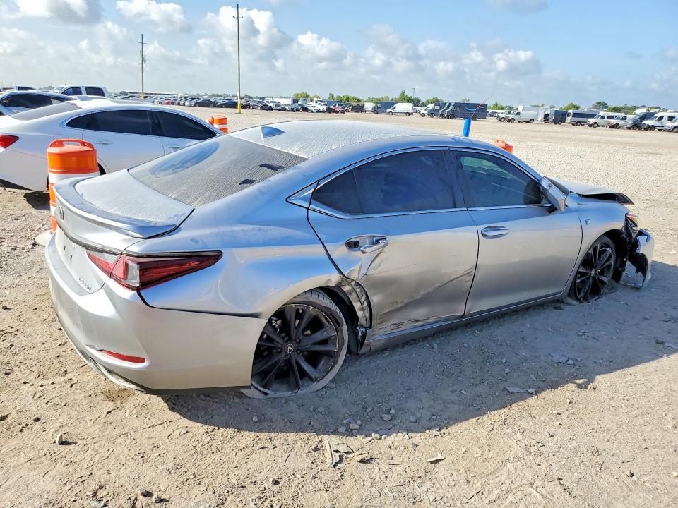 Zdjęcie 3 z aukcji – 2024 LEXUS ES z VIN 58AJZ1B1XRU175761