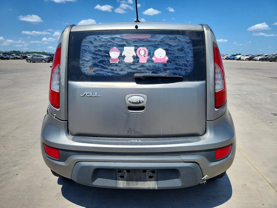 Photo 6 from auction – 2013 KIA SOUL with VIN KNDJT2A55D7527630