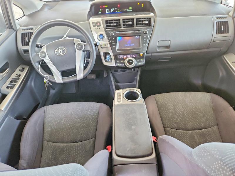 Photo 8 from auction – 2013 TOYOTA PRIUS V with VIN JTDZN3EU8D3211294