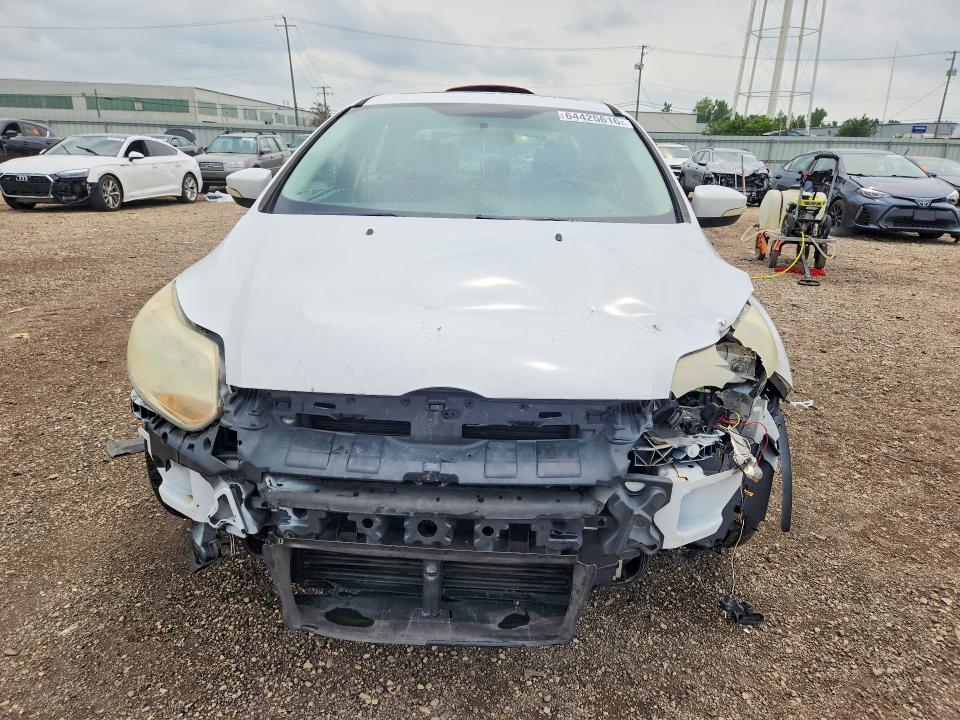 Photo 5 from auction – 2014 FORD FOCUS with VIN 1FADP3F25EL157395