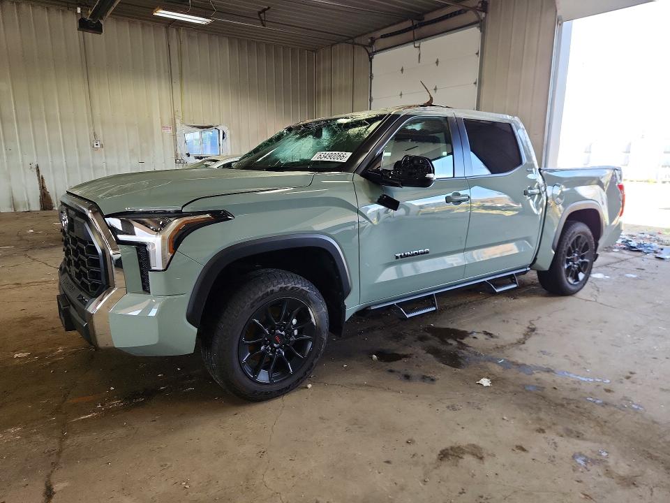 TOYOTA TUNDRA 2025 with VIN 5TFLA5DB2SX259019 - Photo from auction