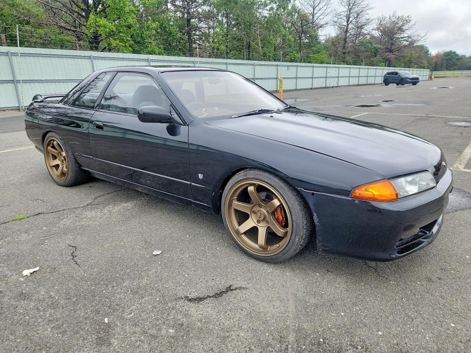Photo 4 from auction – 1993 NISSAN SKYLINE with VIN HR32130295