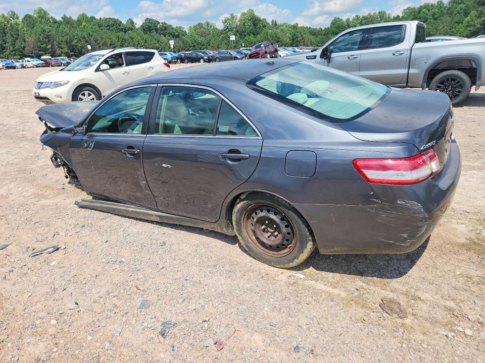 Photo 2 from auction – 2010 TOYOTA CAMRY with VIN 4T1BF3EK0AU089058