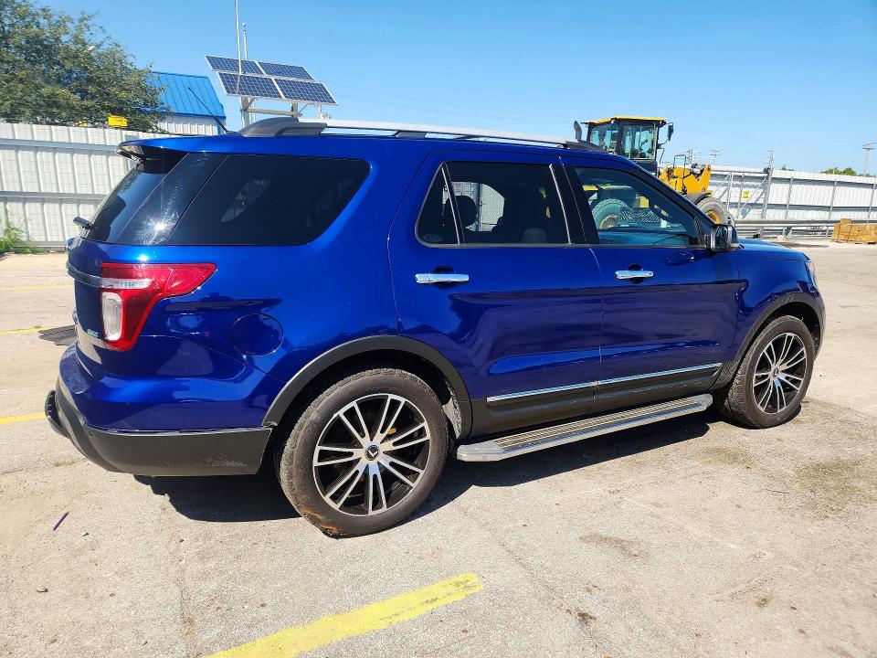Photo 3 from auction – 2013 FORD EXPLORER with VIN 1FM5K8D81DGA11631
