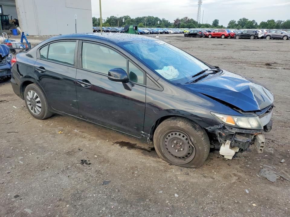 Photo 4 from auction – 2013 HONDA CIVIC with VIN 2HGFB2F58DH521554