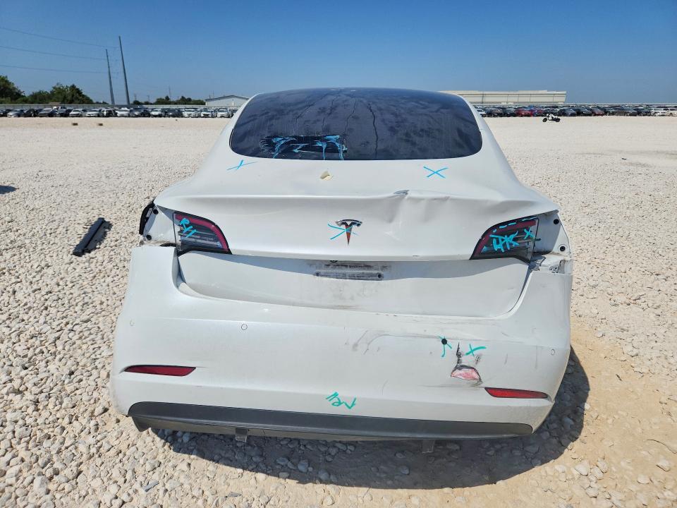 Снимка 6 от търг – 2019 TESLA MODEL 3 с VIN 5YJ3E1EA8KF476541