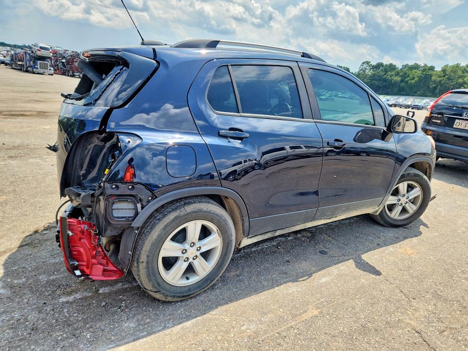 Photo 3 from auction – 2021 CHEVROLET TRAX with VIN KL7CJLSB8MB318479