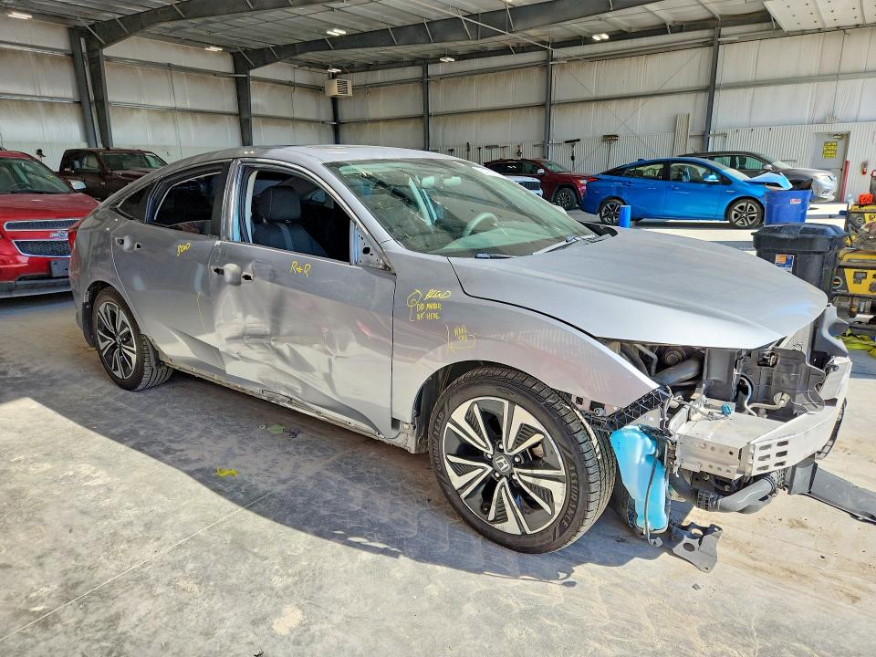 Photo 4 from auction – 2016 HONDA CIVIC with VIN 19XFC1F30GE218577