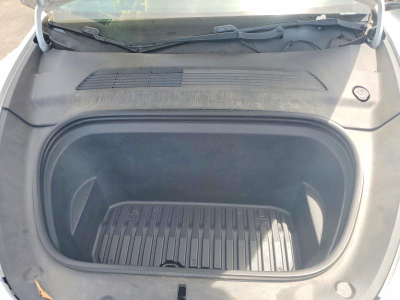 Foto 11 de la subasta – 2020 TESLA MODEL Y con VIN 5YJYGDEE3LF008657