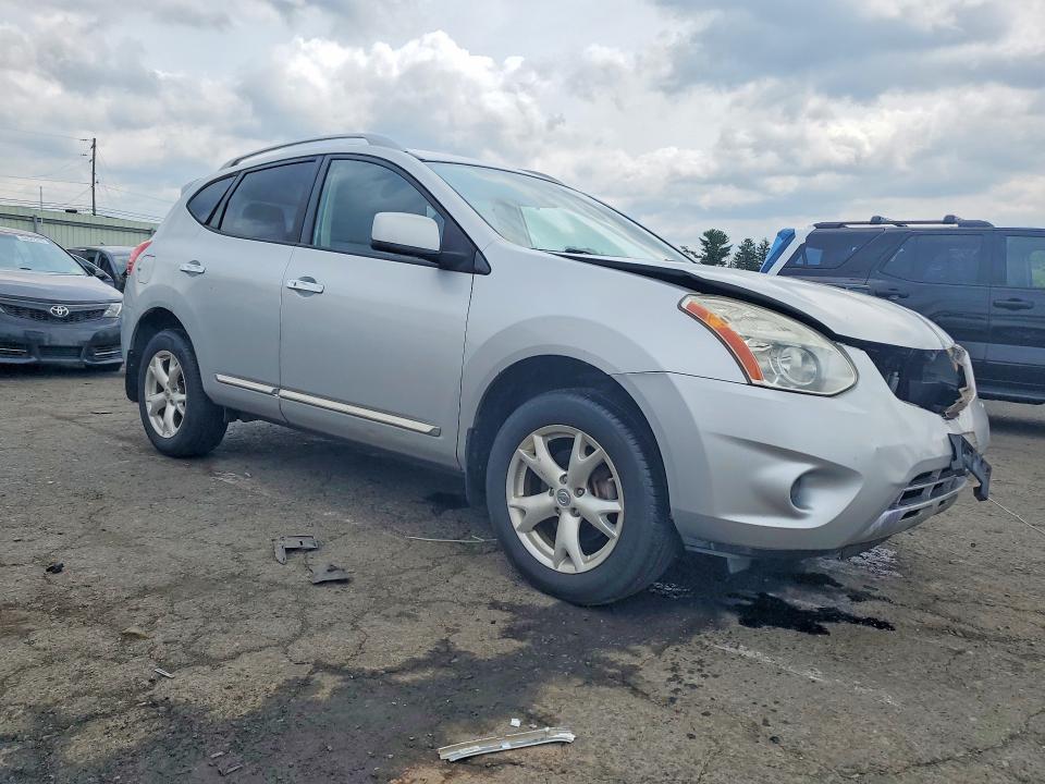 Photo 4 from auction – 2011 NISSAN ROGUE with VIN JN8AS5MV5BW254776