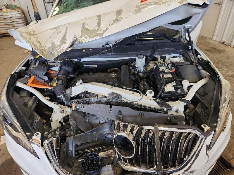 Photo 12 from auction – 2017 BUICK ENVISION with VIN LRBFXESX2HD027829