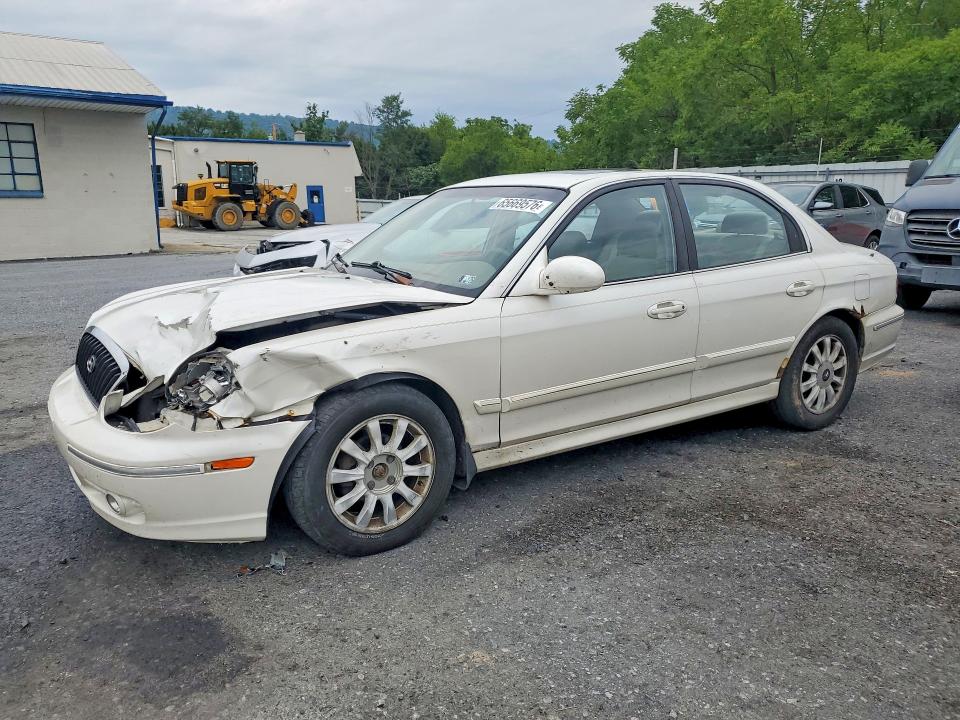 HYUNDAI SONATA 2003 with VIN KMHWF35H23A906394 - Photo from auction