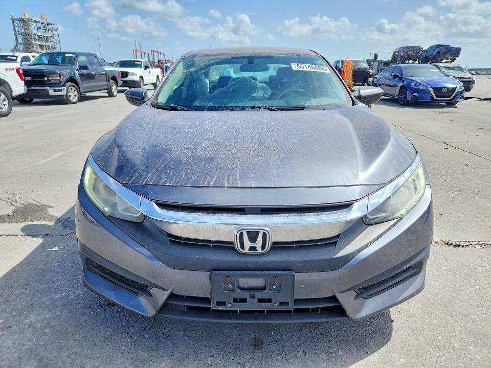 Photo 5 from auction – 2016 HONDA CIVIC with VIN 2HGFC2F53GH511550