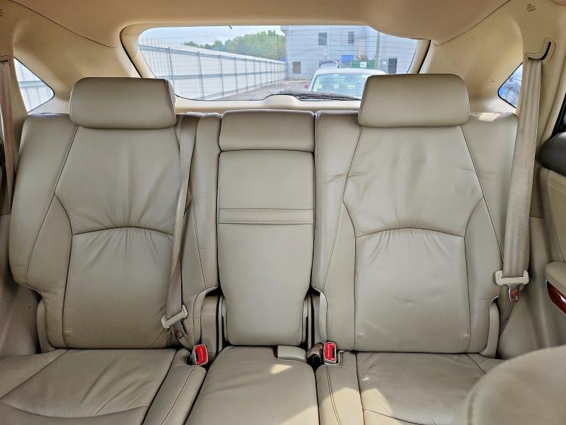 Photo 10 from auction – 2005 LEXUS RX with VIN 2T2HA31U55C040456