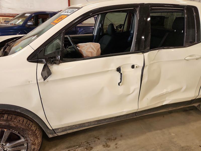 Photo 7 from auction – 2019 HONDA RIDGELINE with VIN 5FPYK3F18KB033581