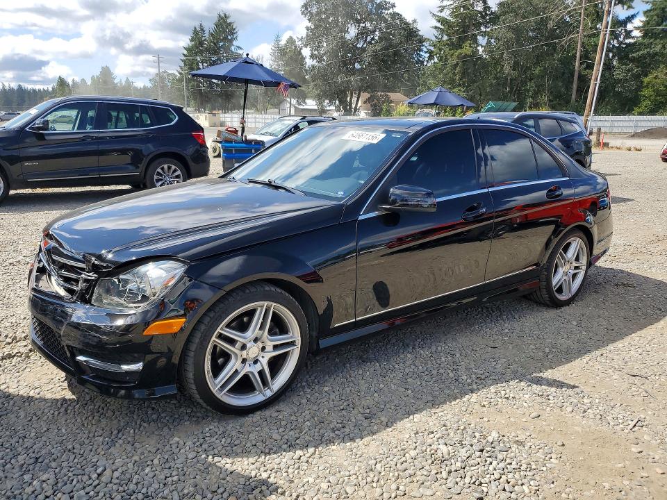 MERCEDES-BENZ C 2014 with VIN WDDGF4HB1EA939448 - Photo from auction