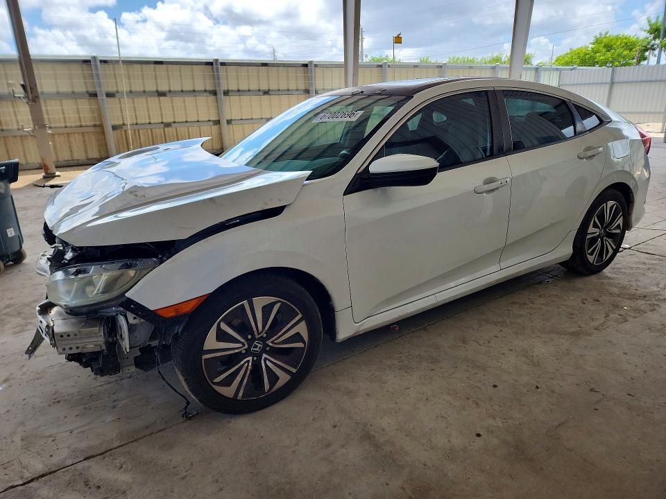 HONDA CIVIC 2017 with VIN 19XFC1F79HE016714 - Photo from auction