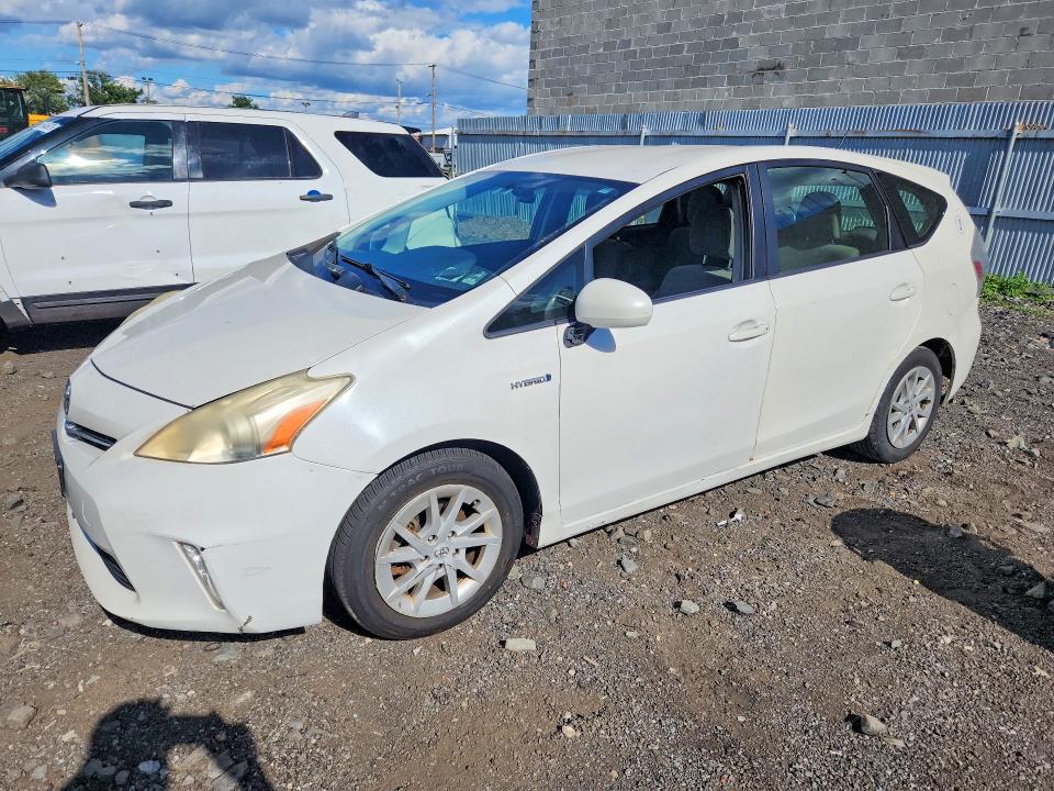 TOYOTA PRIUS V 2012 with VIN JTDZN3EU6C3069137 - Photo from auction