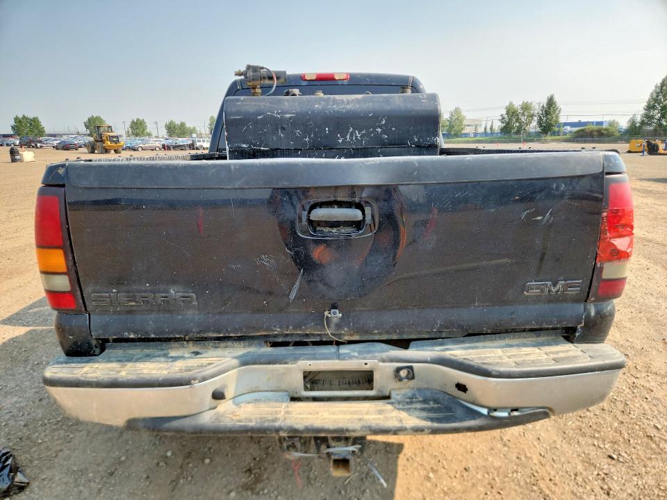 Photo 6 from auction – 2006 GMC SIERRA with VIN 1GTHK23226F124864