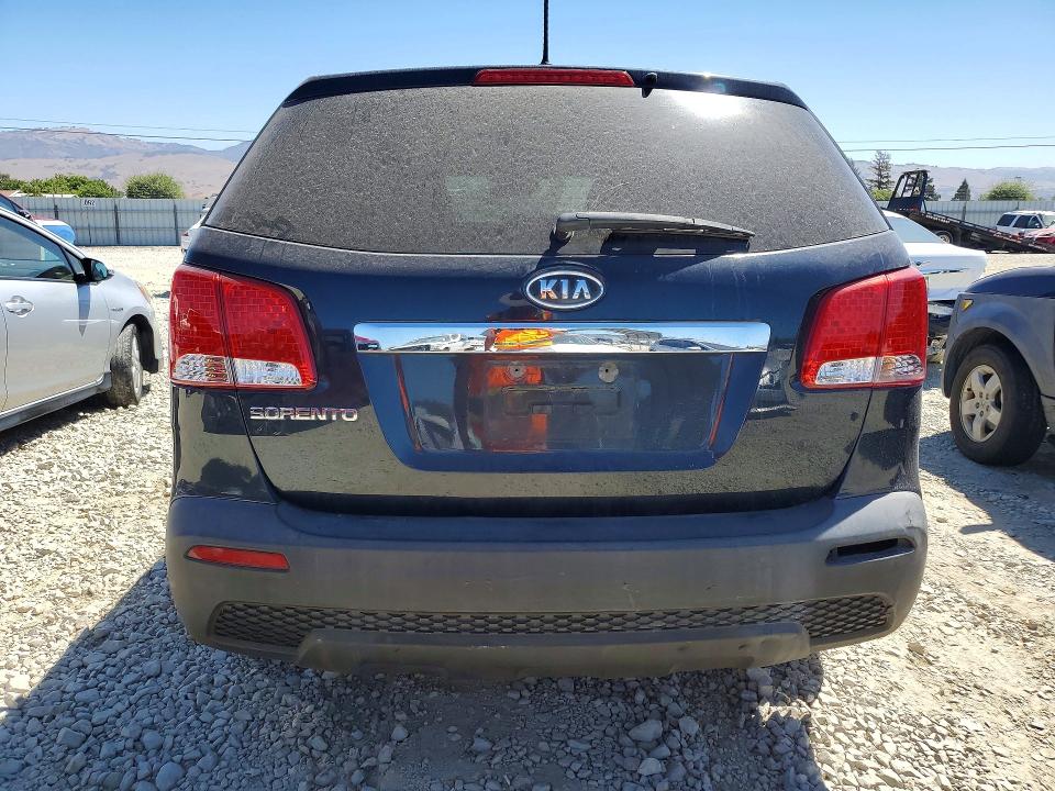 Photo 6 from auction – 2012 KIA SORENTO with VIN 5XYKT3A18CG241263