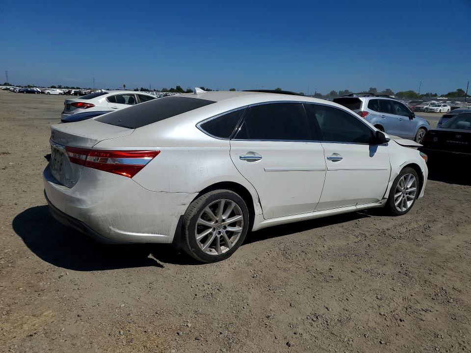 Zdjęcie 3 z aukcji – 2014 TOYOTA AVALON z VIN 4T1BK1EB0EU114367