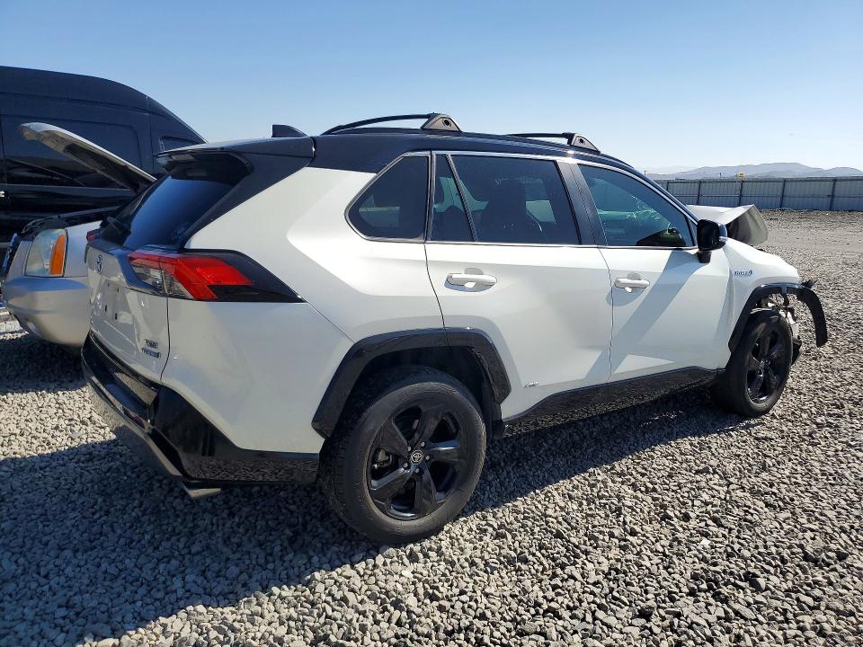 Photo 3 from auction – 2021 TOYOTA RAV4 with VIN 2T3E6RFV1MW017483