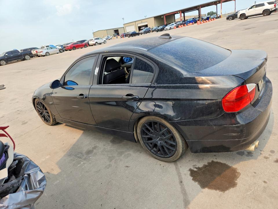 Photo 2 from auction – 2007 BMW 328 with VIN WBAVC53597FZ70743