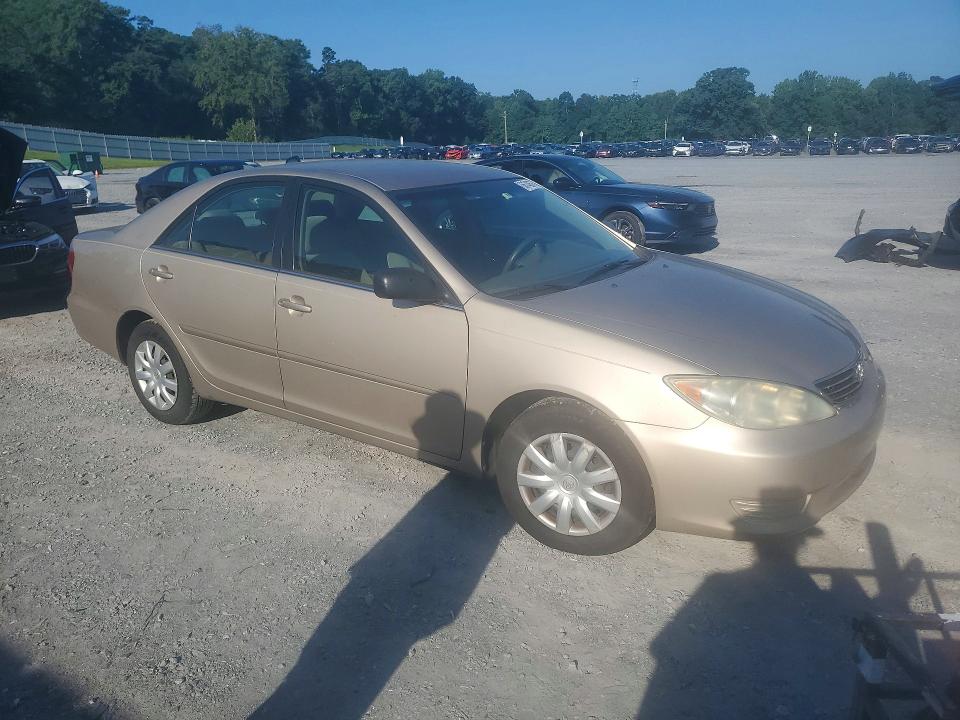 Photo 4 from auction – 2006 TOYOTA CAMRY with VIN 4T1BE32K16U745234