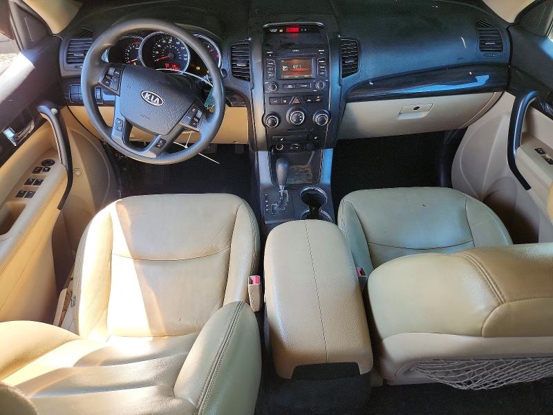 Photo 8 from auction – 2013 KIA SORENTO with VIN 5XYKT4A2XDG418928